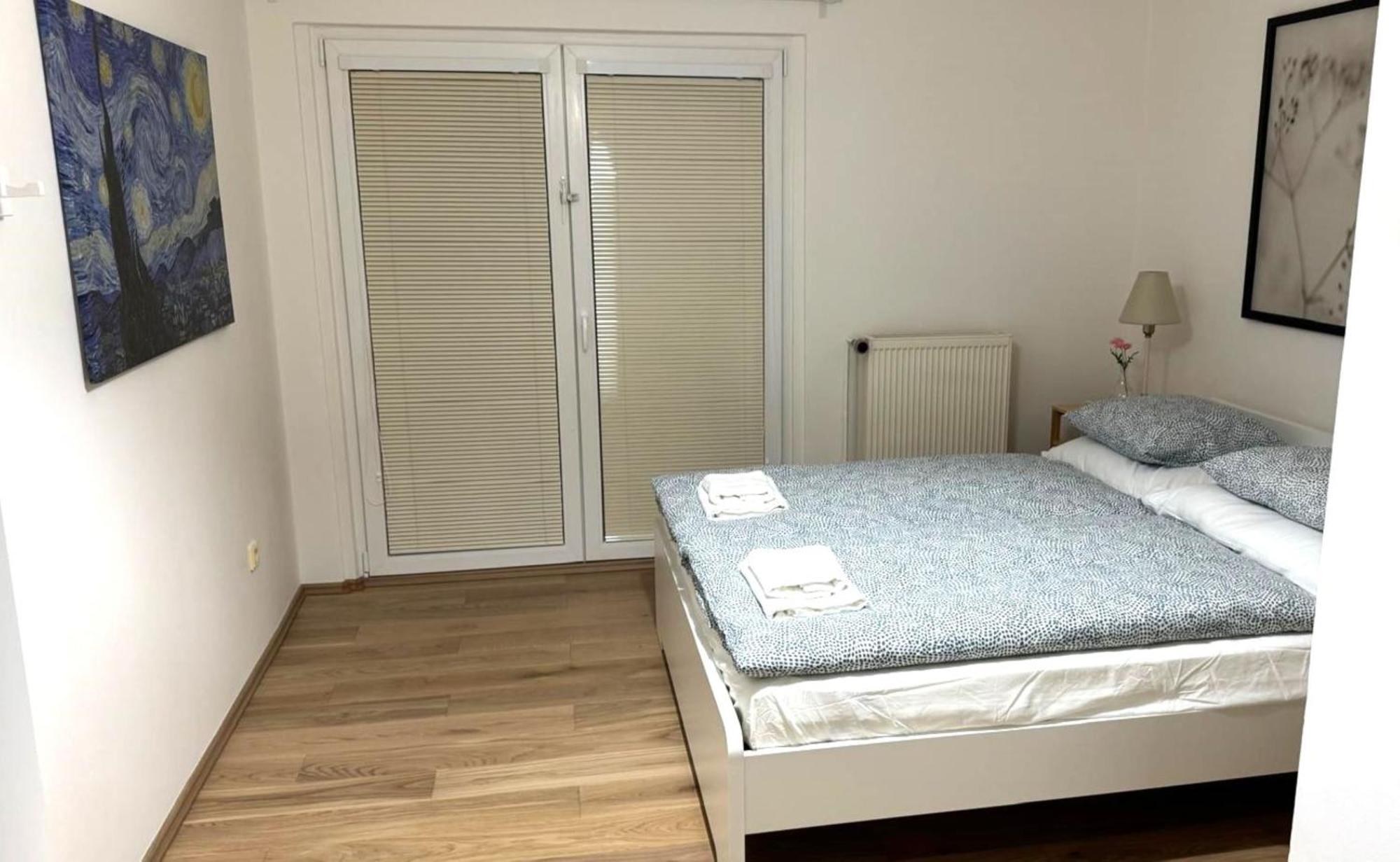 Castle Aparthotel 3*